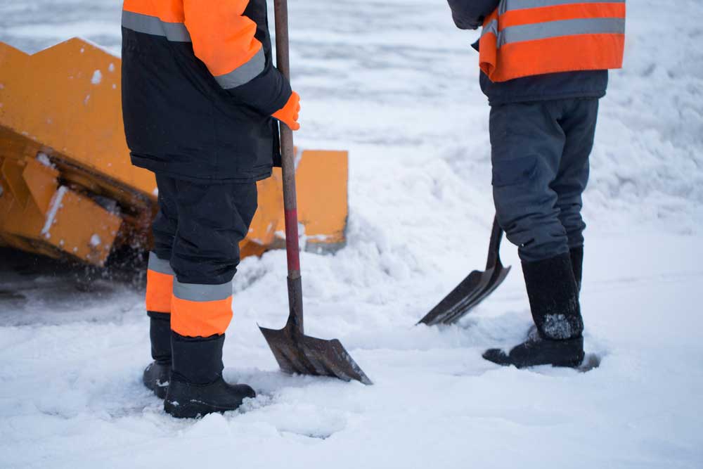 Having job role such as clearing paths in the snow will face increased risk in cold stress